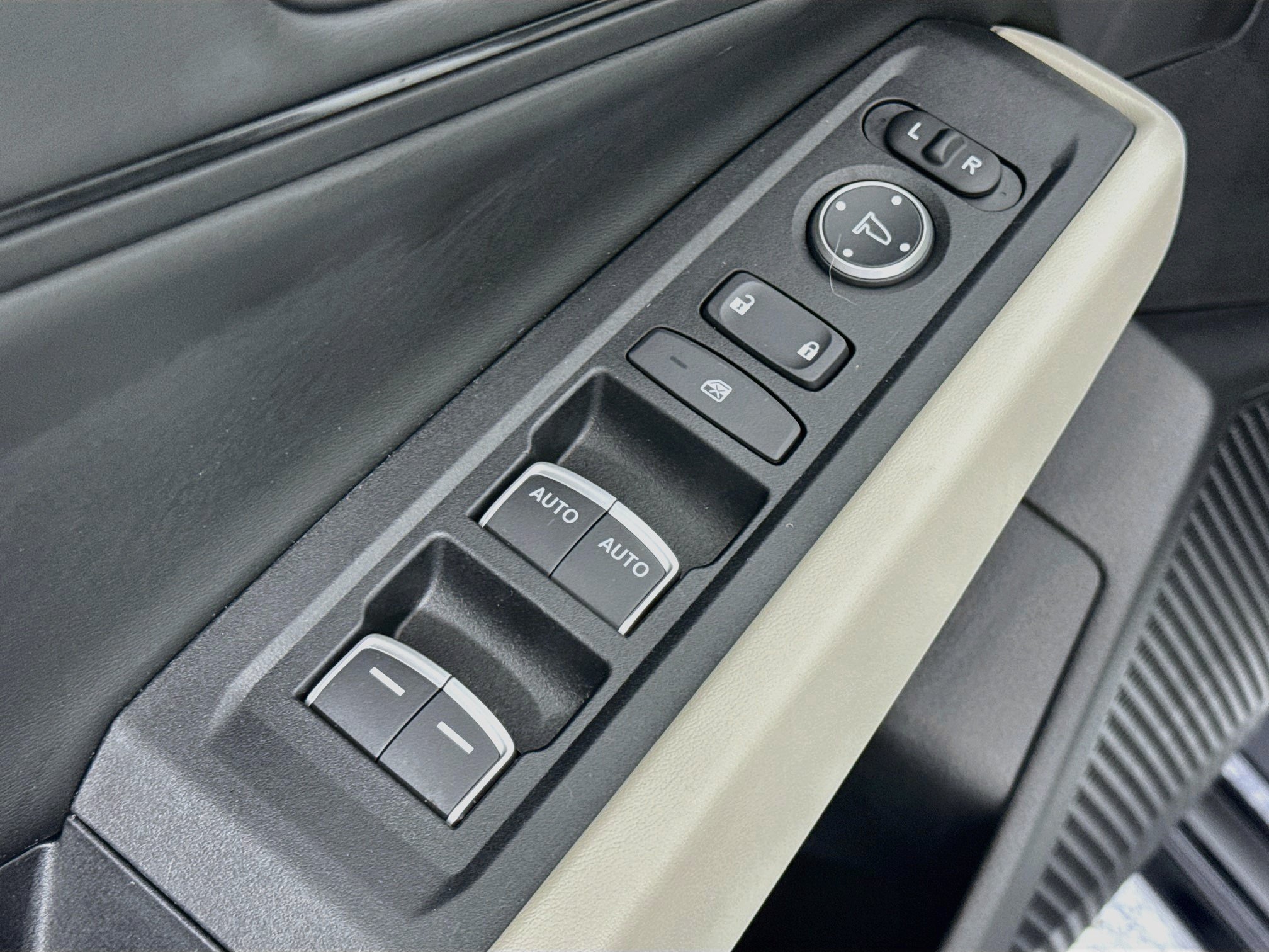 Certified 2024 Honda Accord EX-L image 17