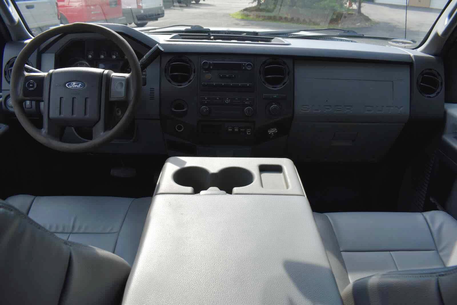 Used 2015 Ford F550 2WD Crew Cab Super Duty w/ Power Equipment Group image 12