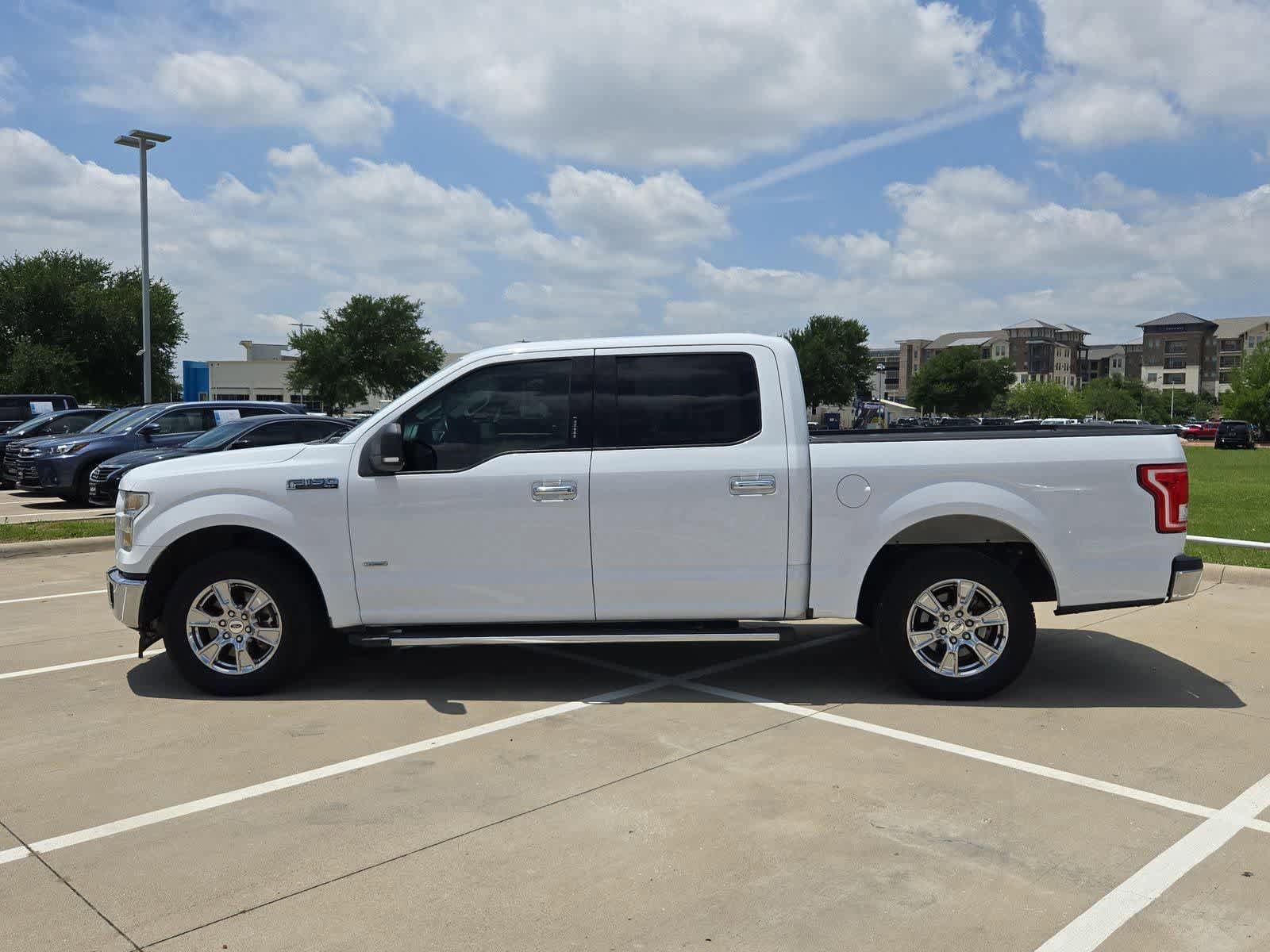 Used 2017 Ford F150 XLT w/ Equipment Group 302A Luxury RWD image 3