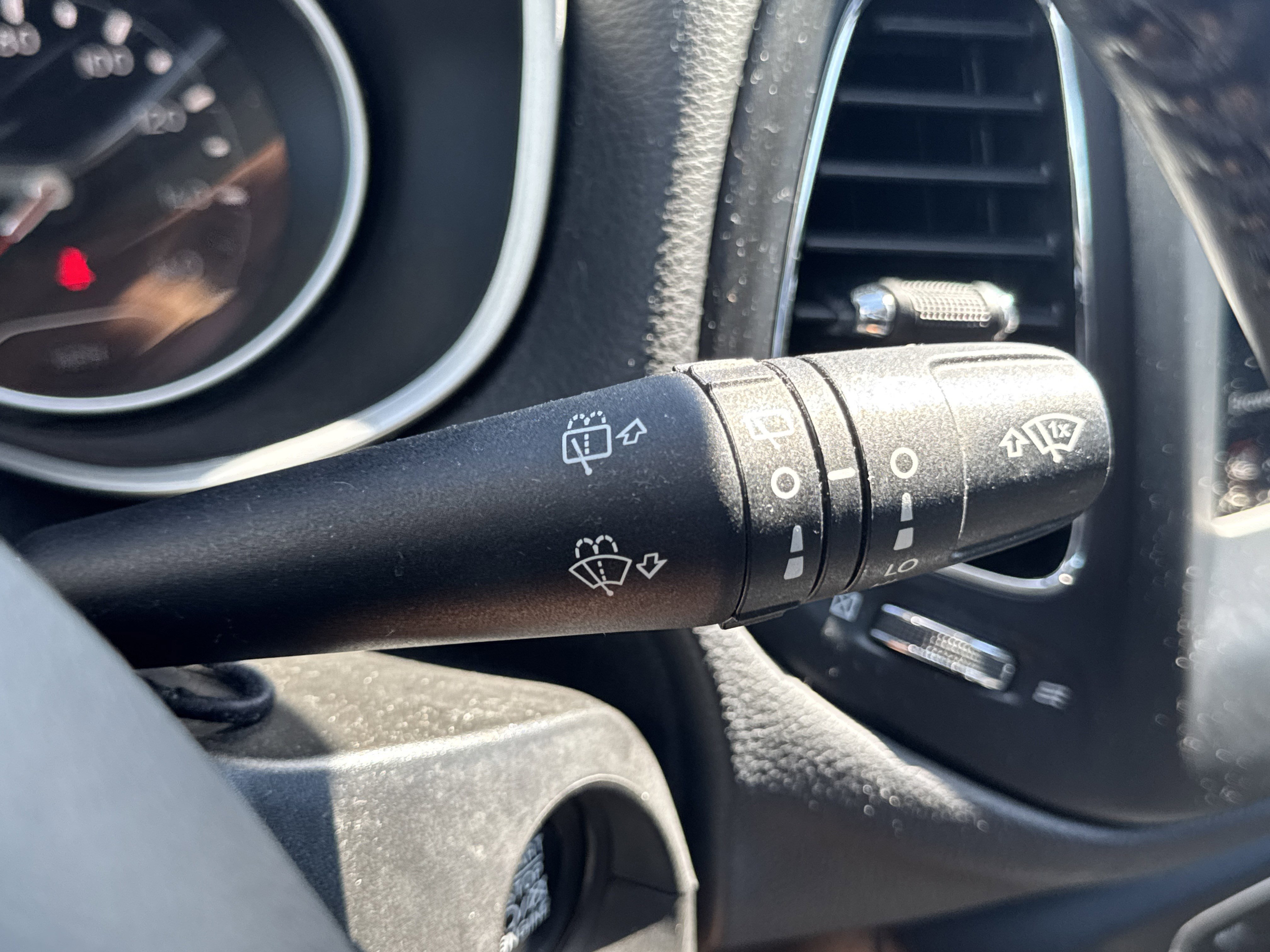 Used 2020 Jeep Compass Sport w/ Cold Weather Group image 17