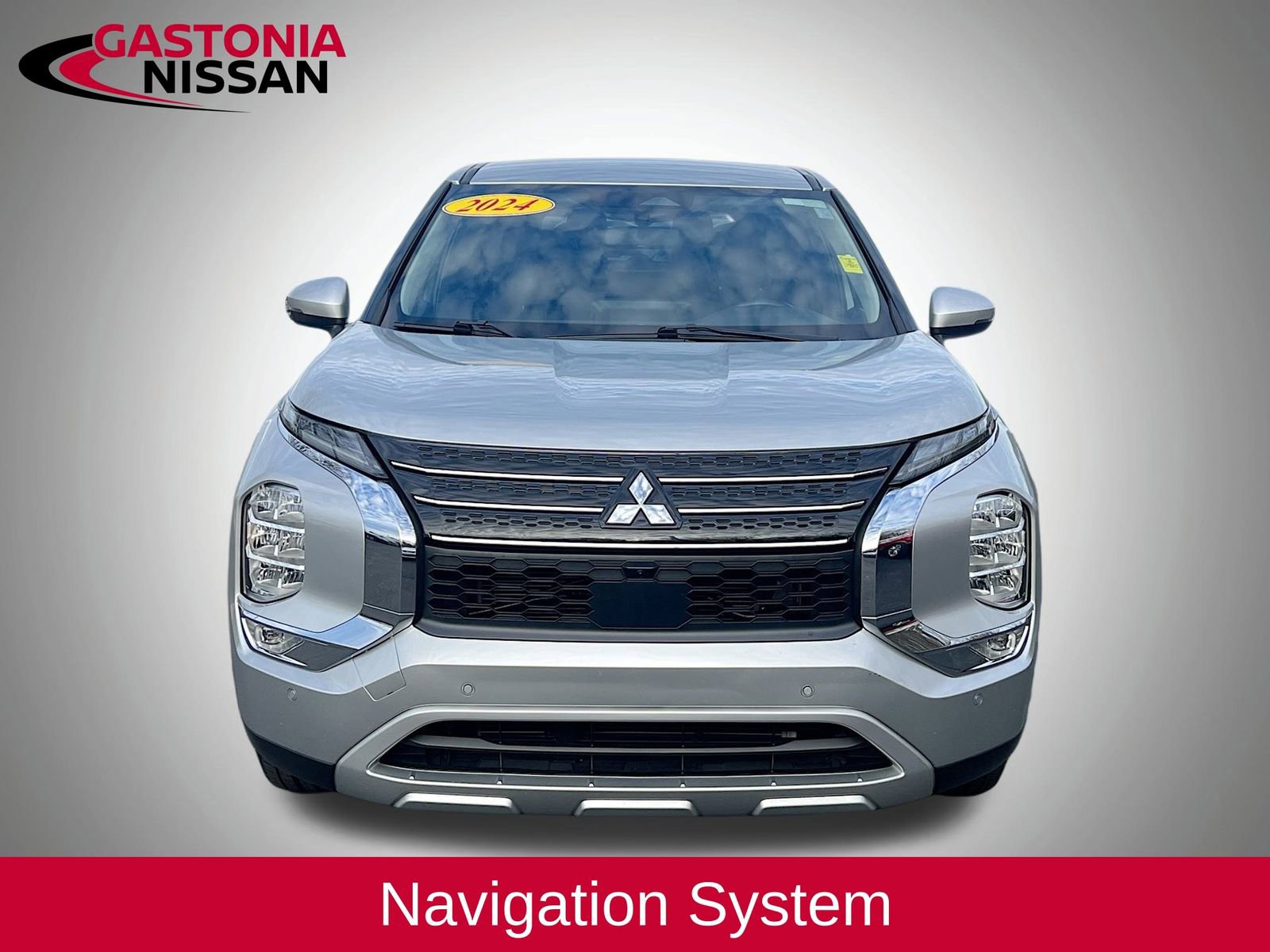 Used 2024 Mitsubishi Outlander SE video 2