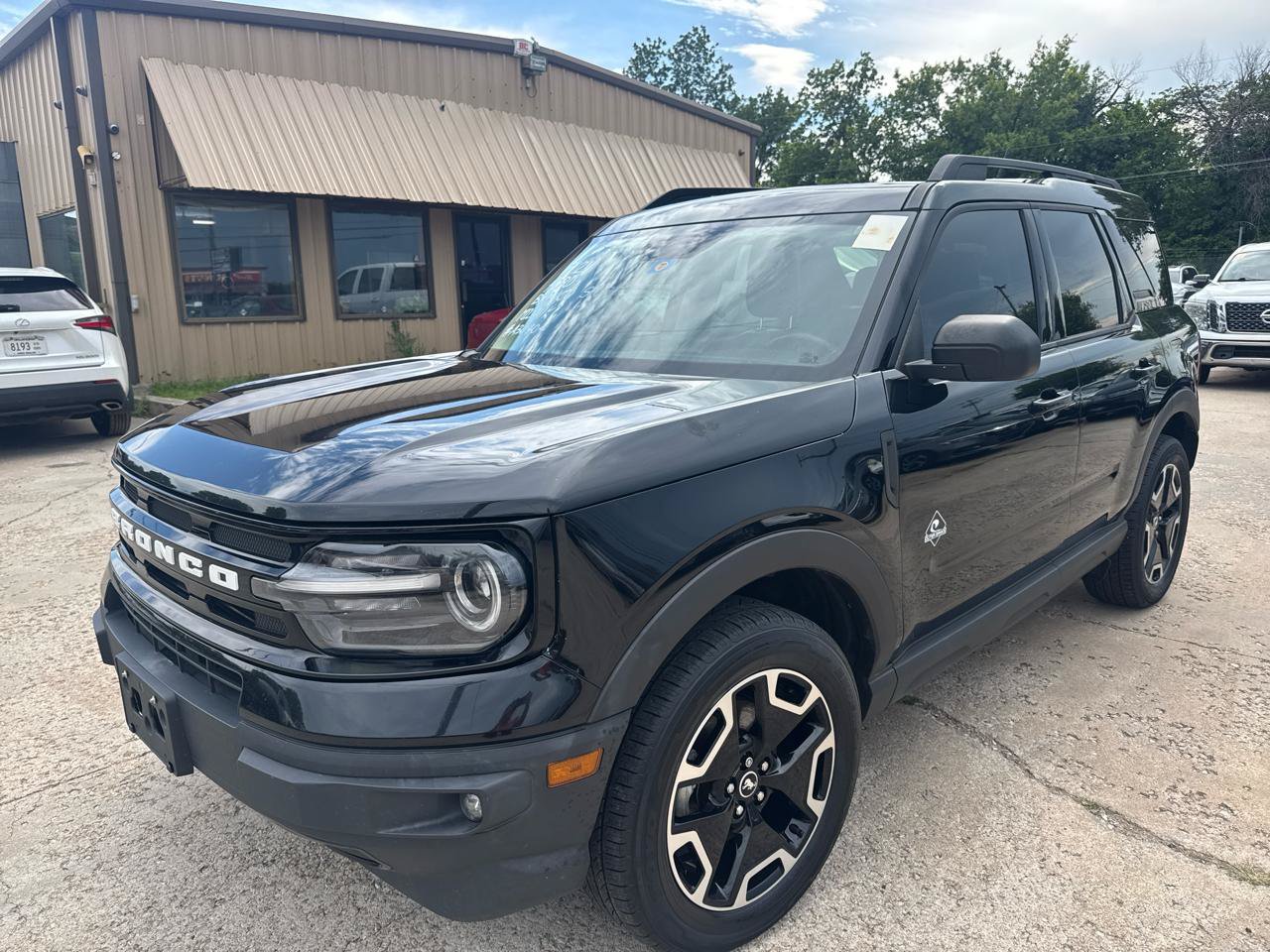 Used 2021 Ford Bronco Sport Outer Banks w/ Outer Banks Package AWD/4WD image 28
