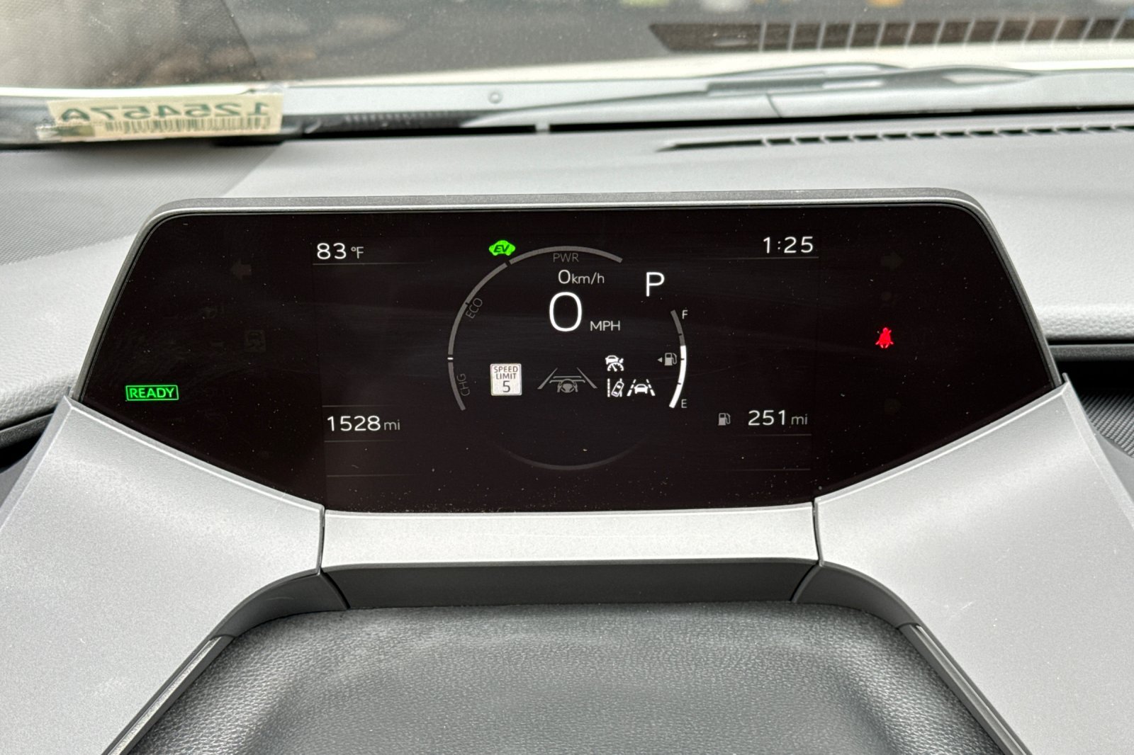 Used 2026 Toyota Prius XLE AWD/4WD image 25