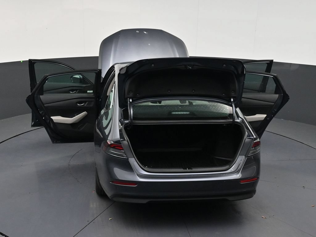 Used 2025 Honda Accord LX image 31
