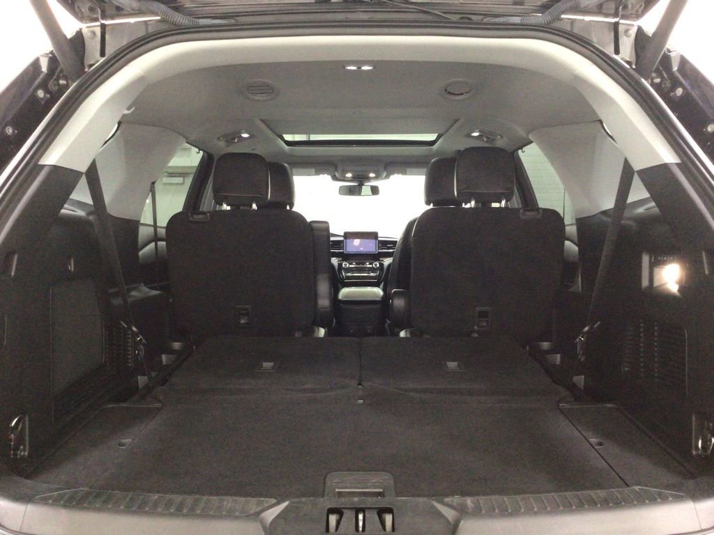 Used 2022 Ford Explorer Limited image 31
