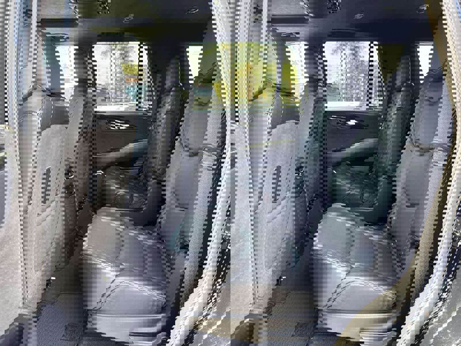 Used 2020 Cadillac Escalade Platinum w/ Escalade Sport Edition image 27