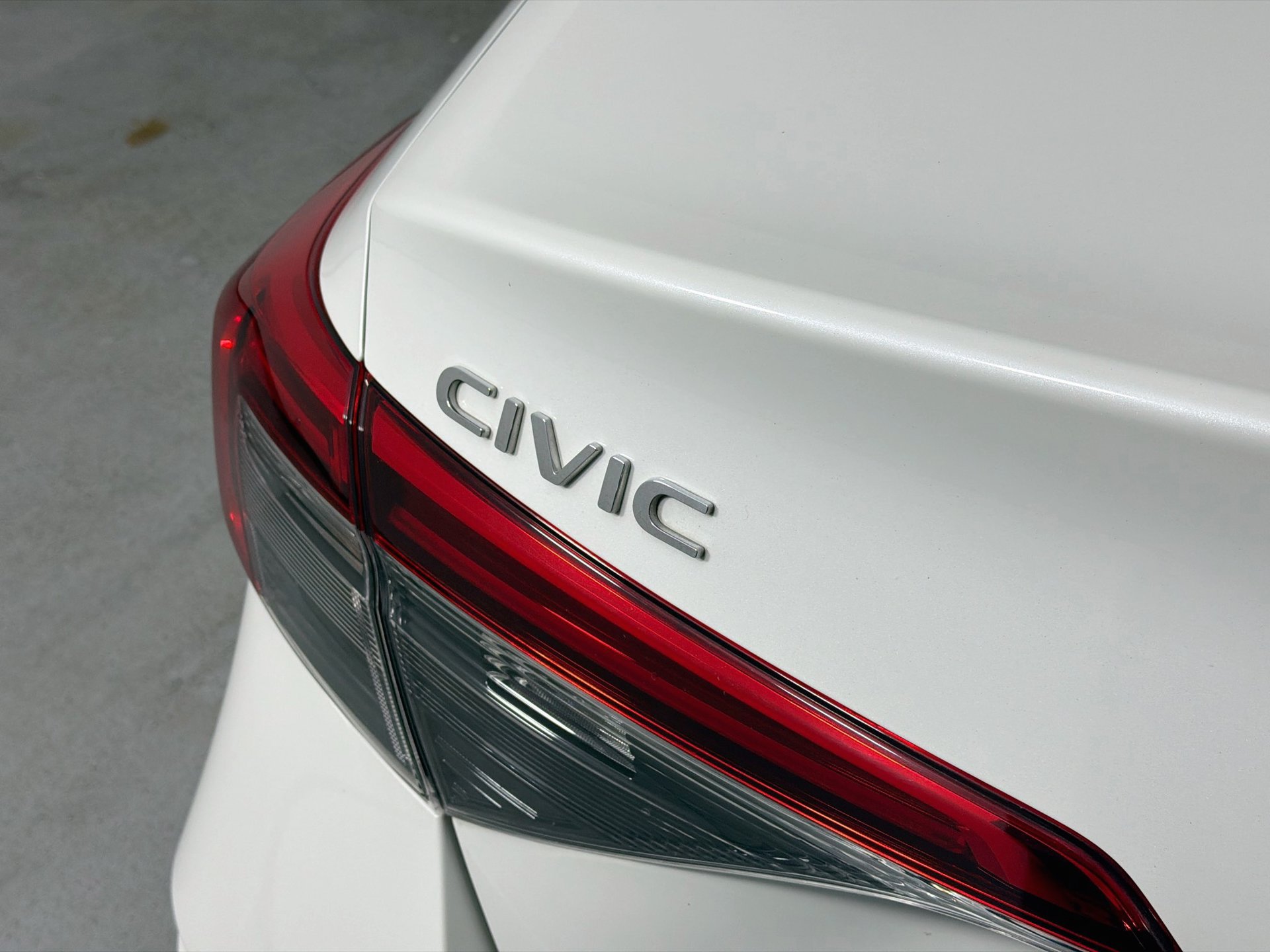Used 2023 Honda Civic Sport image 11