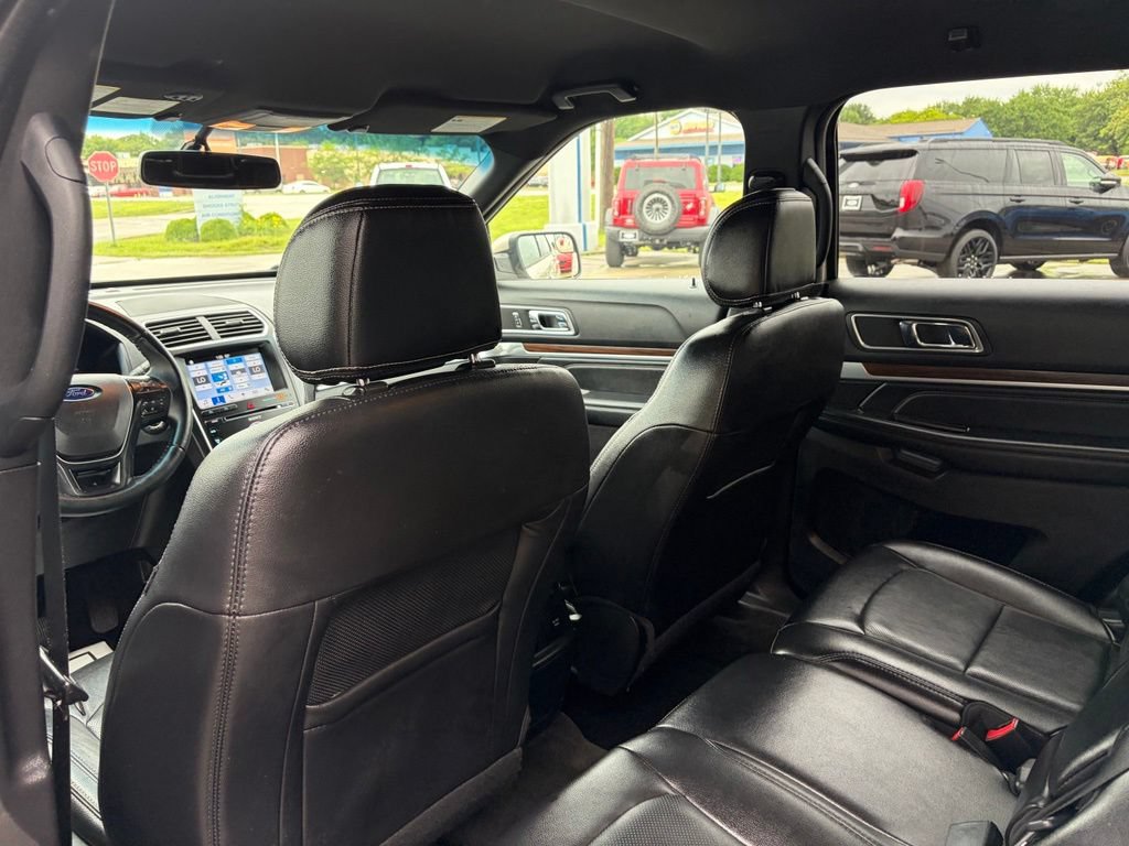Used 2017 Ford Explorer Limited FWD image 15