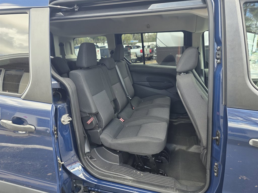 Used 2016 Ford Transit Connect XL image 27