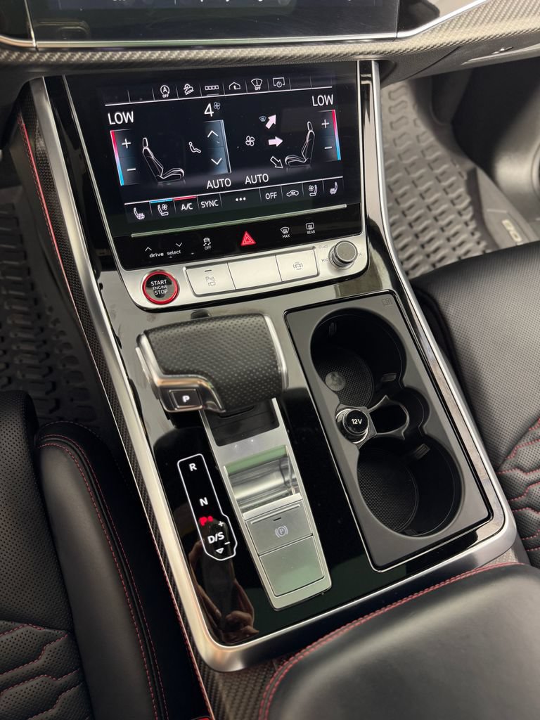 Used 2021 Audi RS Q8 w/ Luxury Package AWD/4WD image 18