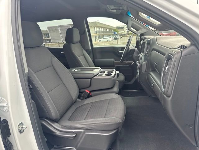 Used 2022 Chevrolet Silverado 1500 LT AWD/4WD image 17