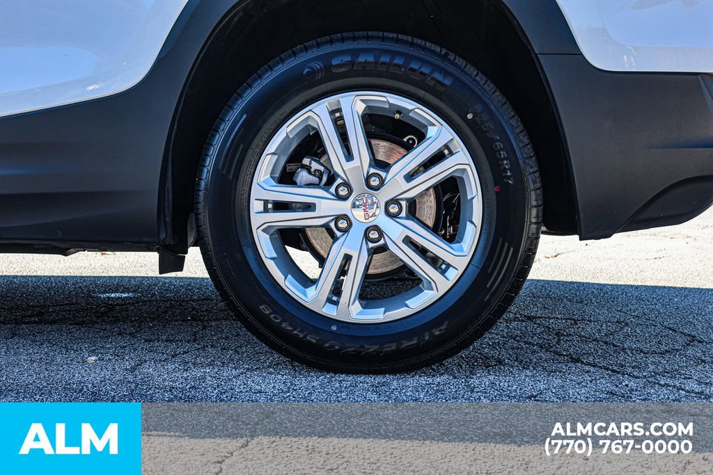 Used 2024 GMC Terrain SLE image 18