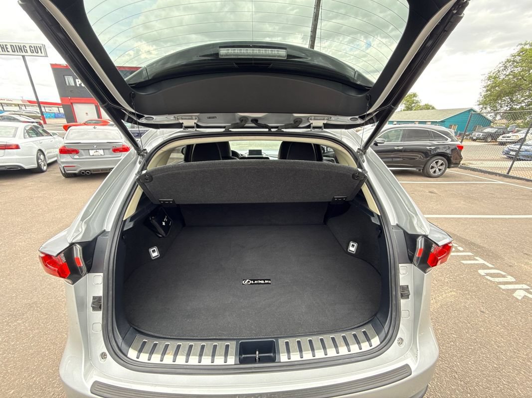 Used 2016 Lexus NX 300h AWD w/ Luxury Package image 13