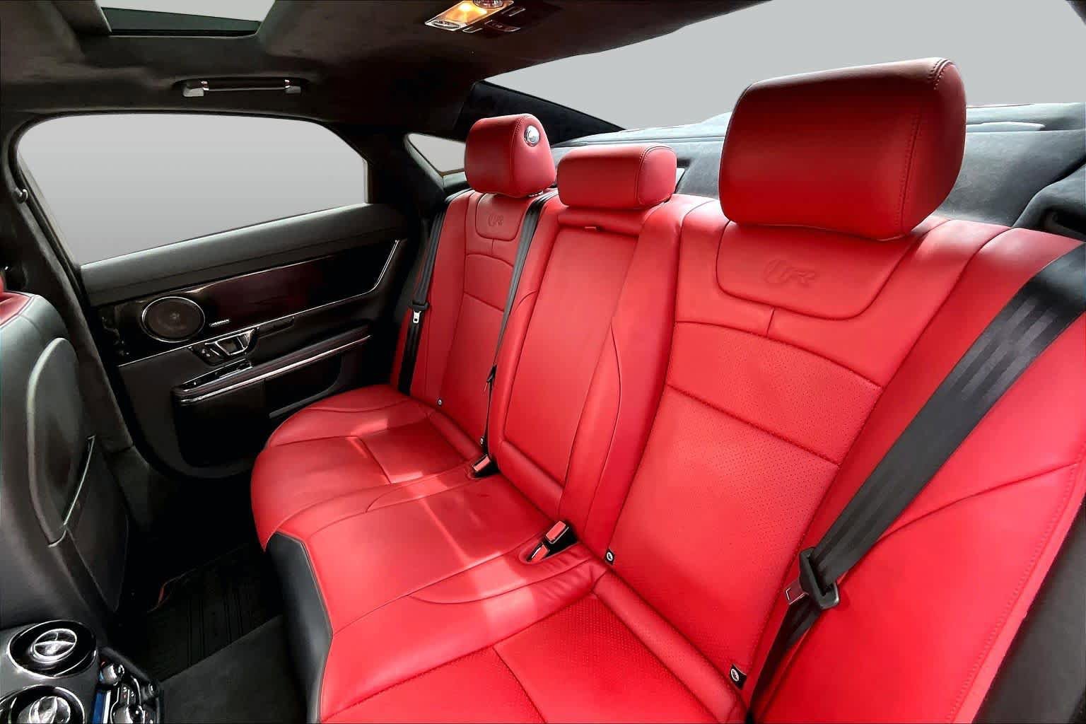Used 2016 Jaguar XJ R RWD image 21