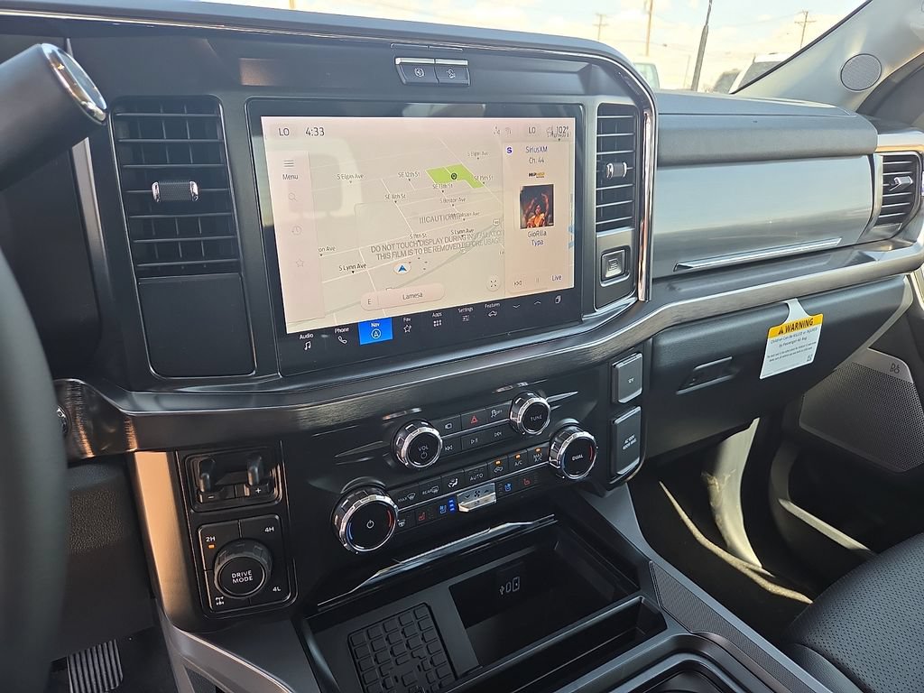 New 2026 Ford F250 Lariat w/ FX4 Off-Road Package AWD/4WD image 24