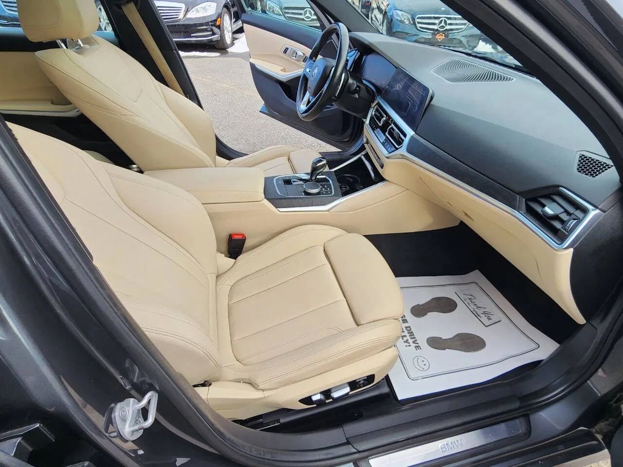 Used 2021 BMW 330i xDrive Sedan w/ Premium Package image 13