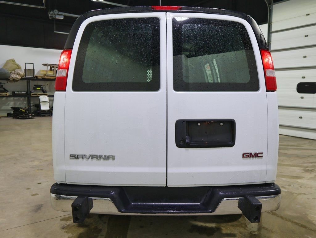 Certified 2024 GMC Savana 2500 w/ Driver Convenience Package image 4
