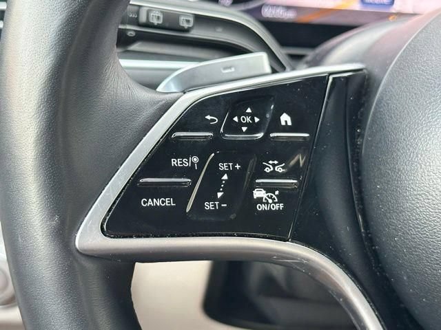 Used 2025 Mercedes-Benz GLS 450 4MATIC image 21