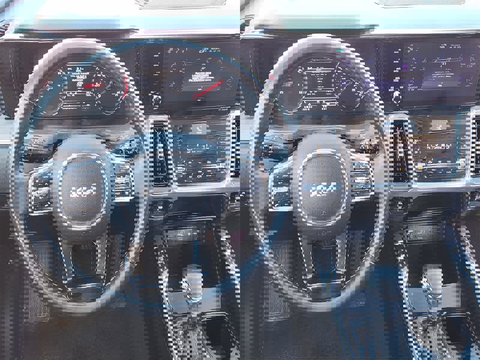 Used 2022 Kia Sorento EX w/ Panoramic Sunroof Package image 26