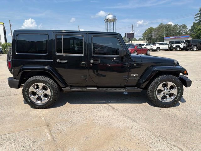 Used 2016 Jeep Wrangler Unlimited Sahara w/ Connectivity Group AWD/4WD image 5