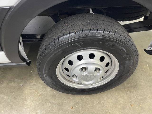 Certified 2023 Ford Transit 250 Medium Roof AWD image 8