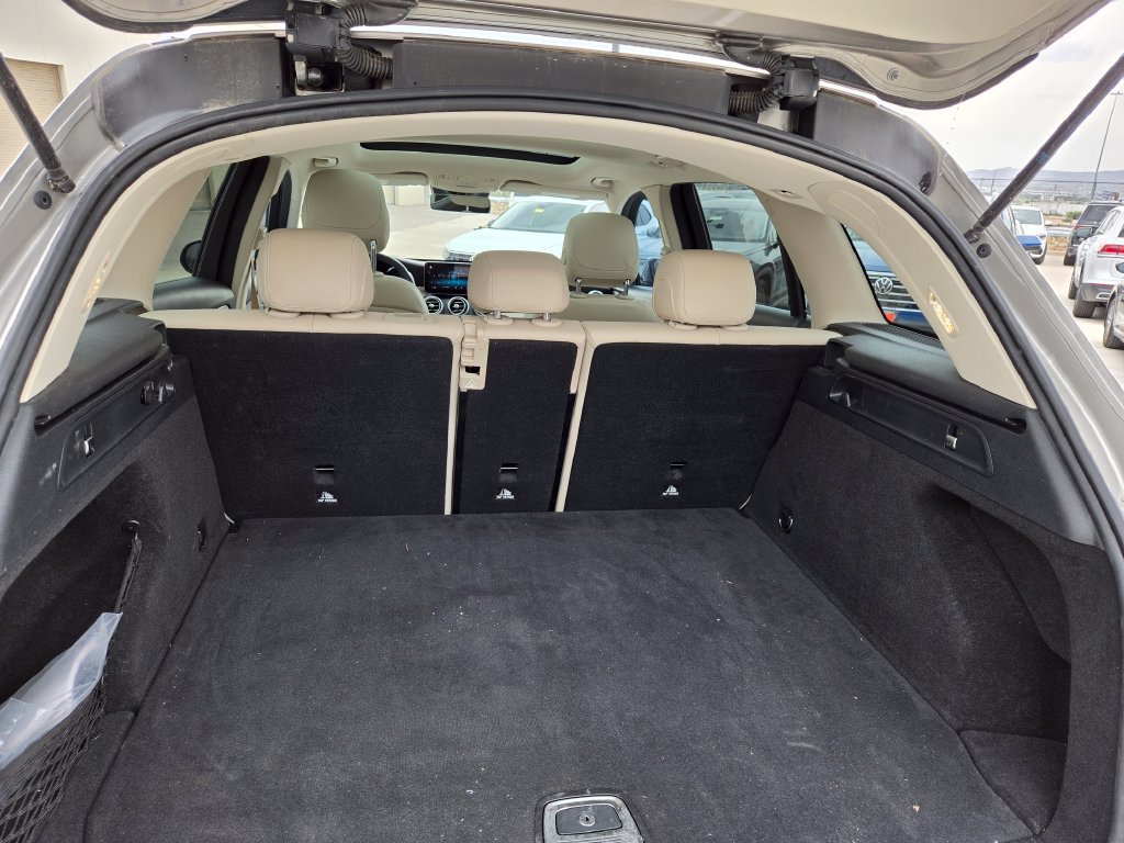 Used 2022 Mercedes-Benz GLC 300 image 22