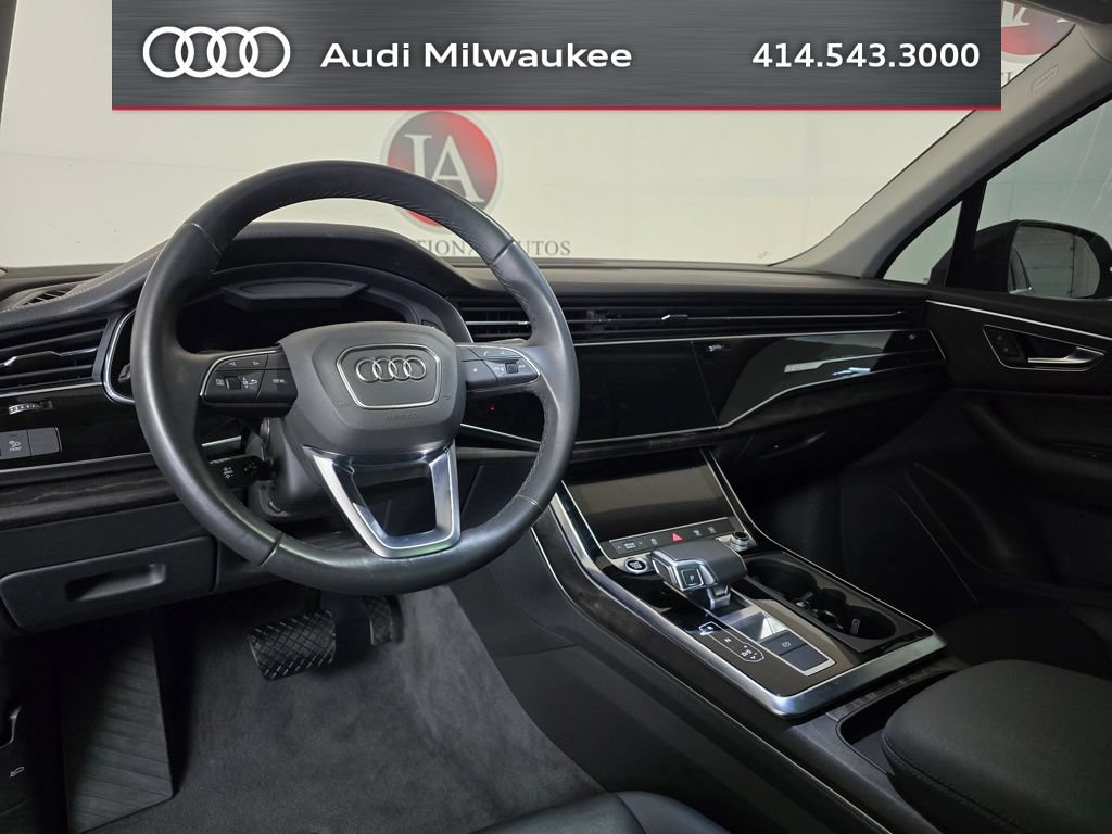 Used 2023 Audi Q7 2.0T Premium w/ Convenience Package AWD/4WD image 22