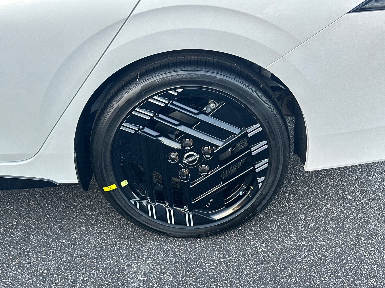 New 2026 Nissan Sentra SR w/ SR Premium Package FWD image 19