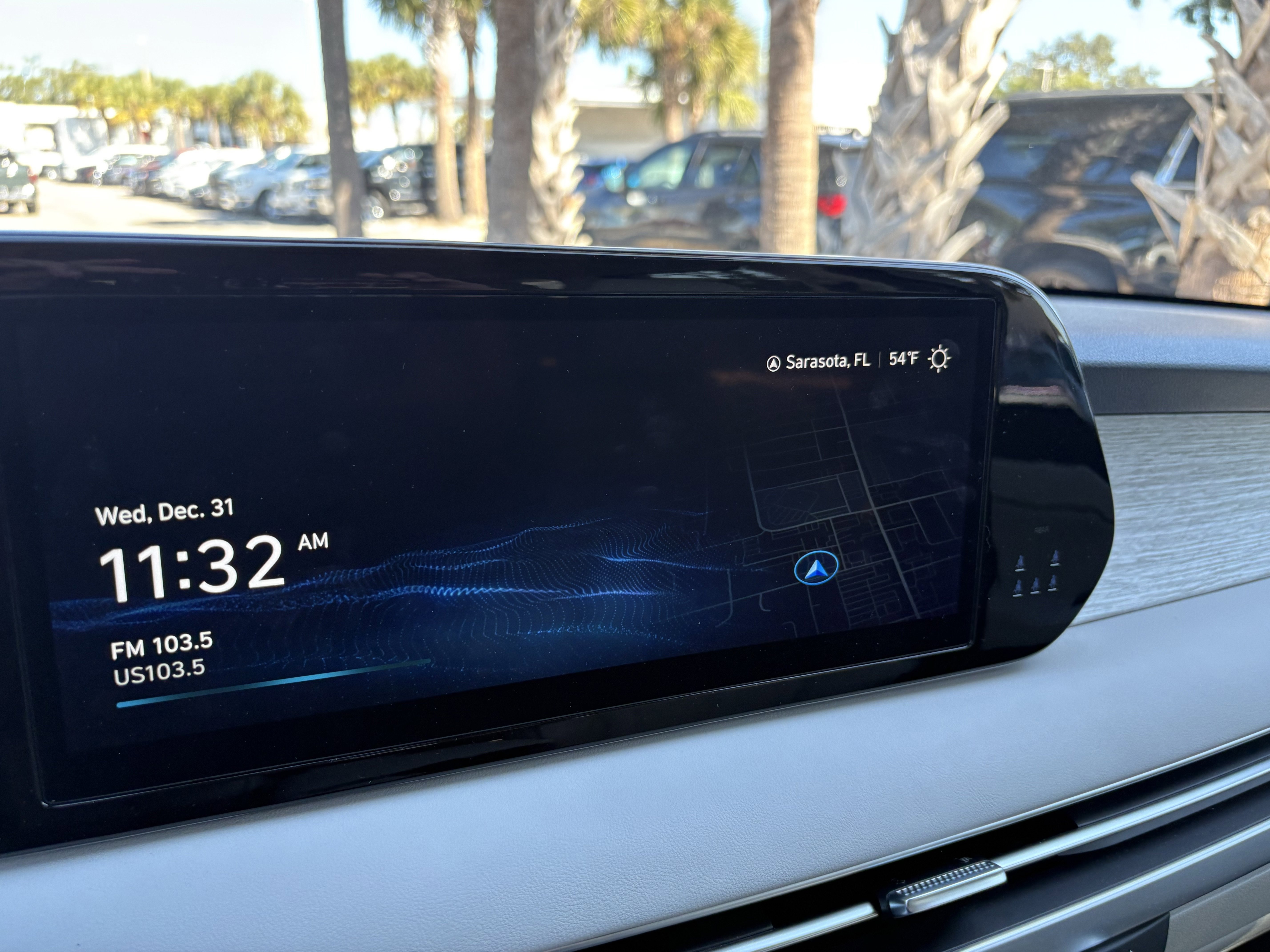 Used 2024 Hyundai Palisade Calligraphy image 11