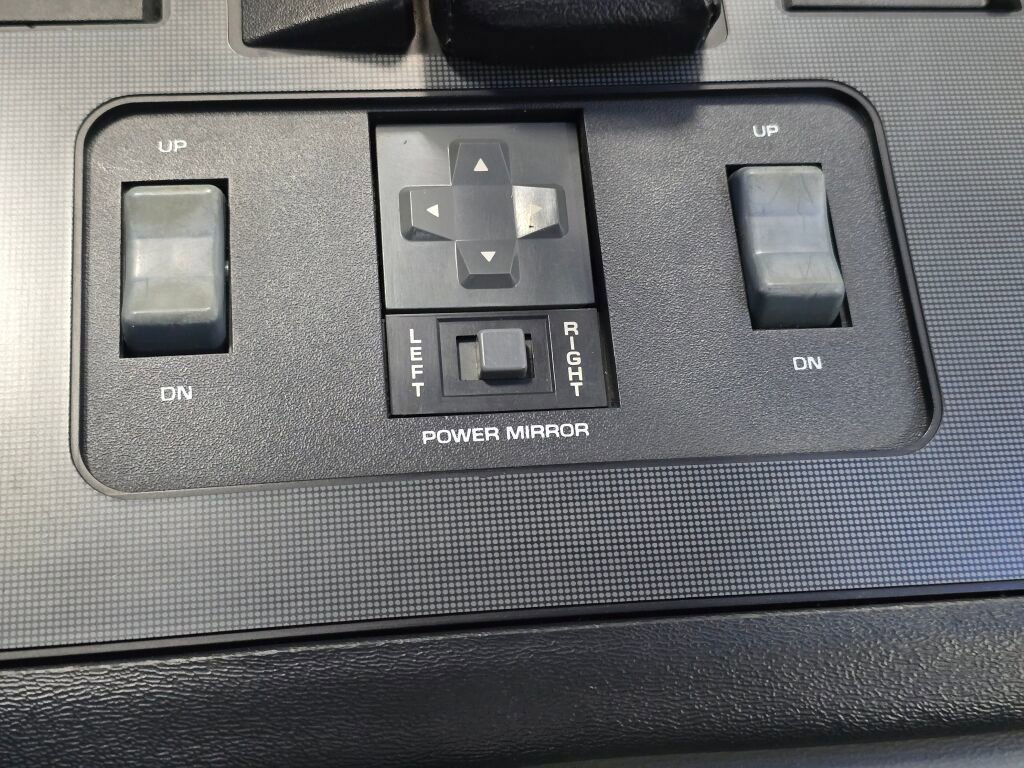 Used 1988 Pontiac Fiero GT image 78