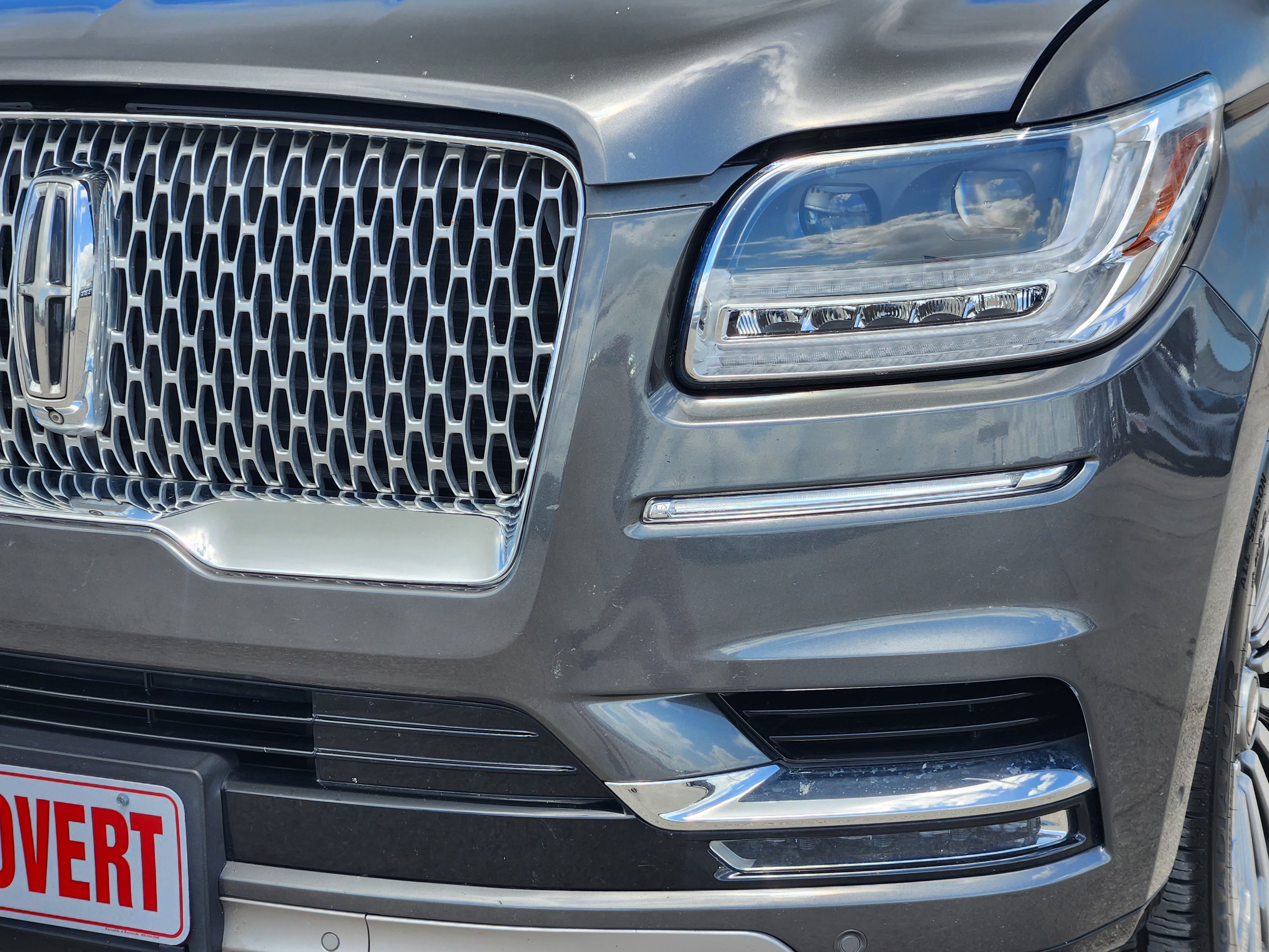 Used 2018 Lincoln Navigator Reserve w/ Technology Package AWD/4WD image 8