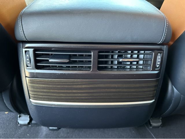 Used 2021 Lexus LX 570 4WD w/ Luxury Package image 8