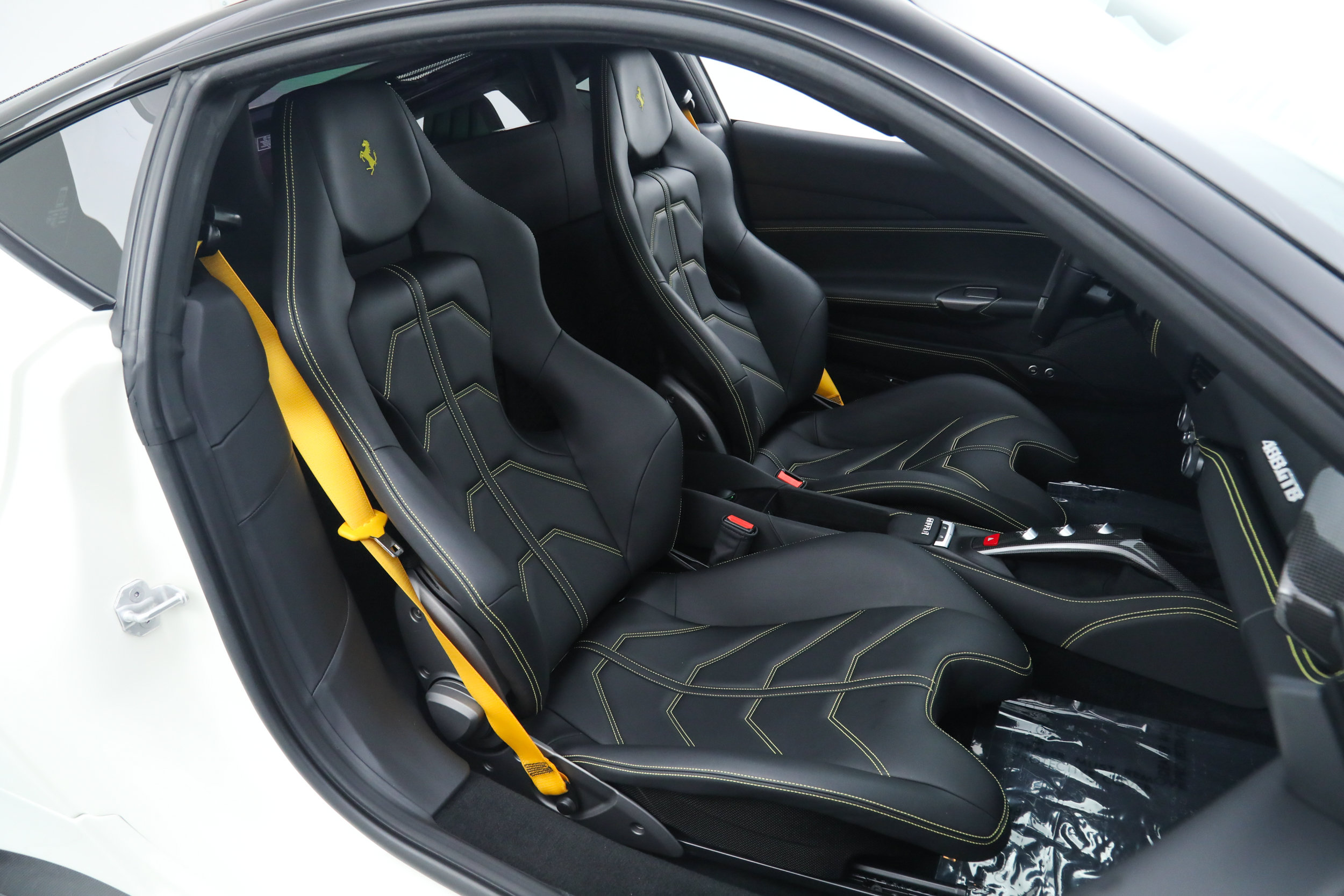 Used 2017 Ferrari 488 GTB RWD image 21