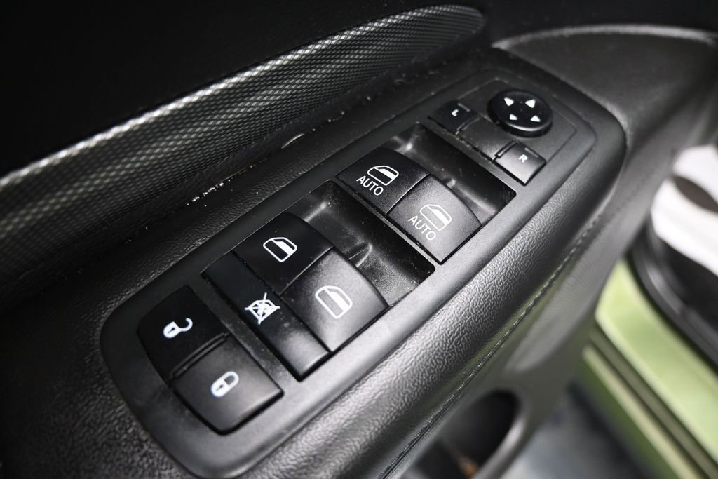 Used 2020 Dodge Durango GT w/ Blacktop Package AWD/4WD image 11