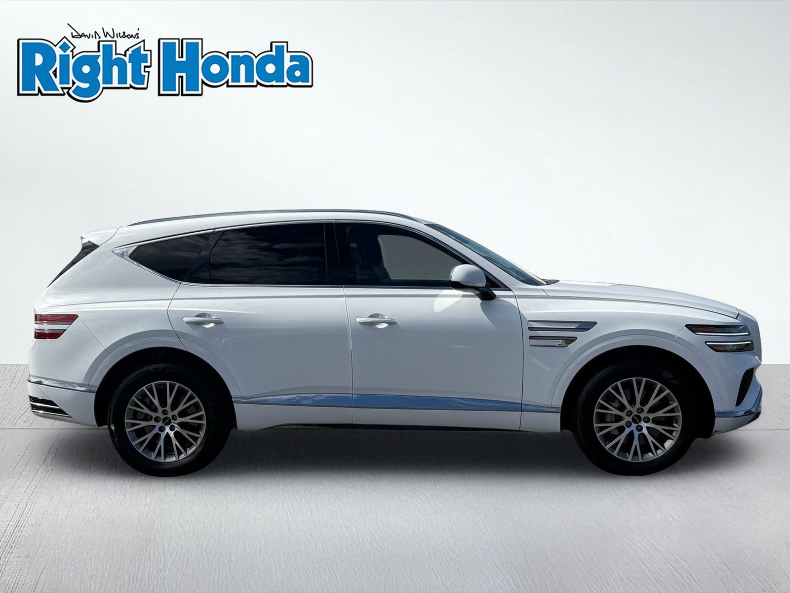 Used 2025 Genesis GV80 2.5T Standard AWD/4WD image 9