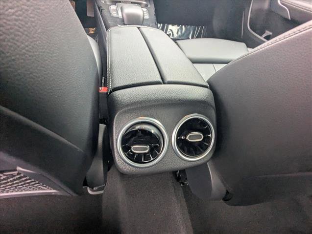 Used 2022 Mercedes-Benz A 220 4MATIC image 17