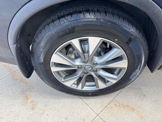 Used 2018 Nissan Murano S AWD/4WD image 11