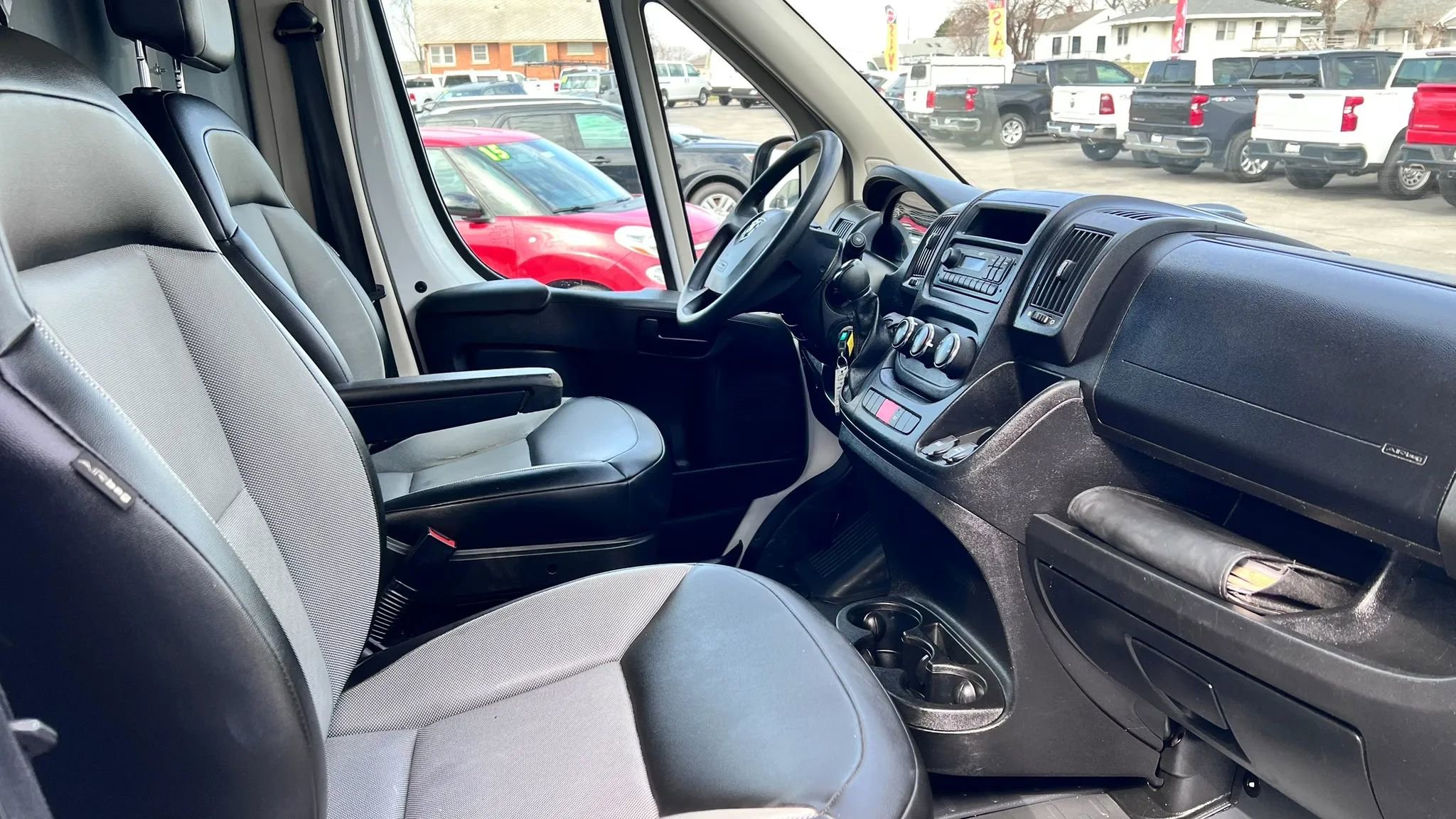 Used 2017 RAM ProMaster 2500 FWD image 18