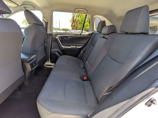 Used 2023 Toyota RAV4 LE FWD image 15