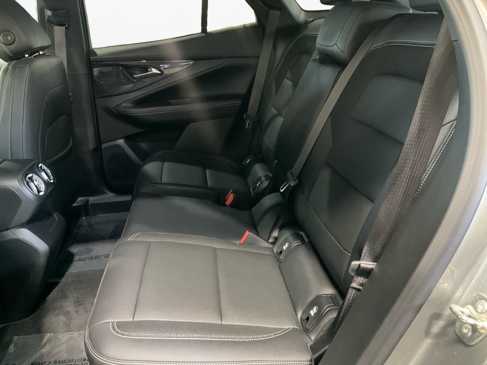 Used 2024 Chevrolet Blazer EV LT AWD/4WD image 15