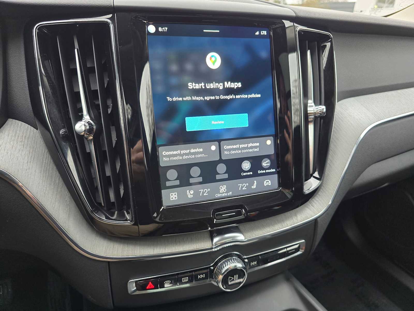 Certified 2025 Volvo XC60 B5 Plus image 27