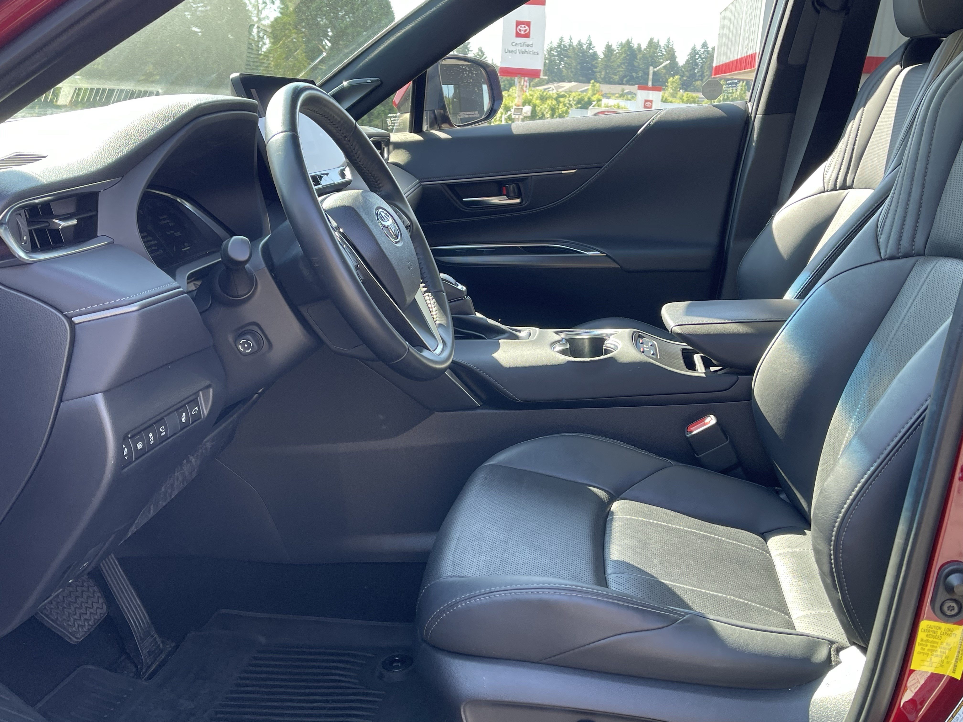 Certified 2023 Toyota Venza Limited AWD/4WD image 10