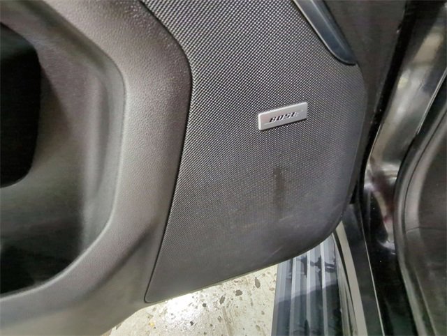 Used 2021 GMC Yukon XL Denali w/ Denali Premium Package image 24