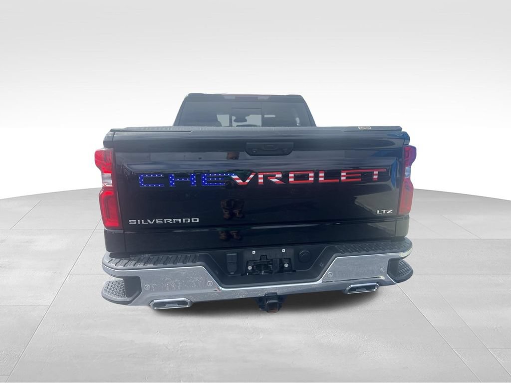 Used 2023 Chevrolet Silverado 1500 LTZ w/ LTZ Convenience Package II AWD/4WD image 11