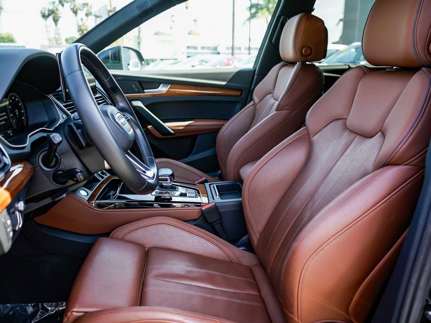 Used 2022 Audi Q5 2.0T Prestige w/ Prestige Package image 17