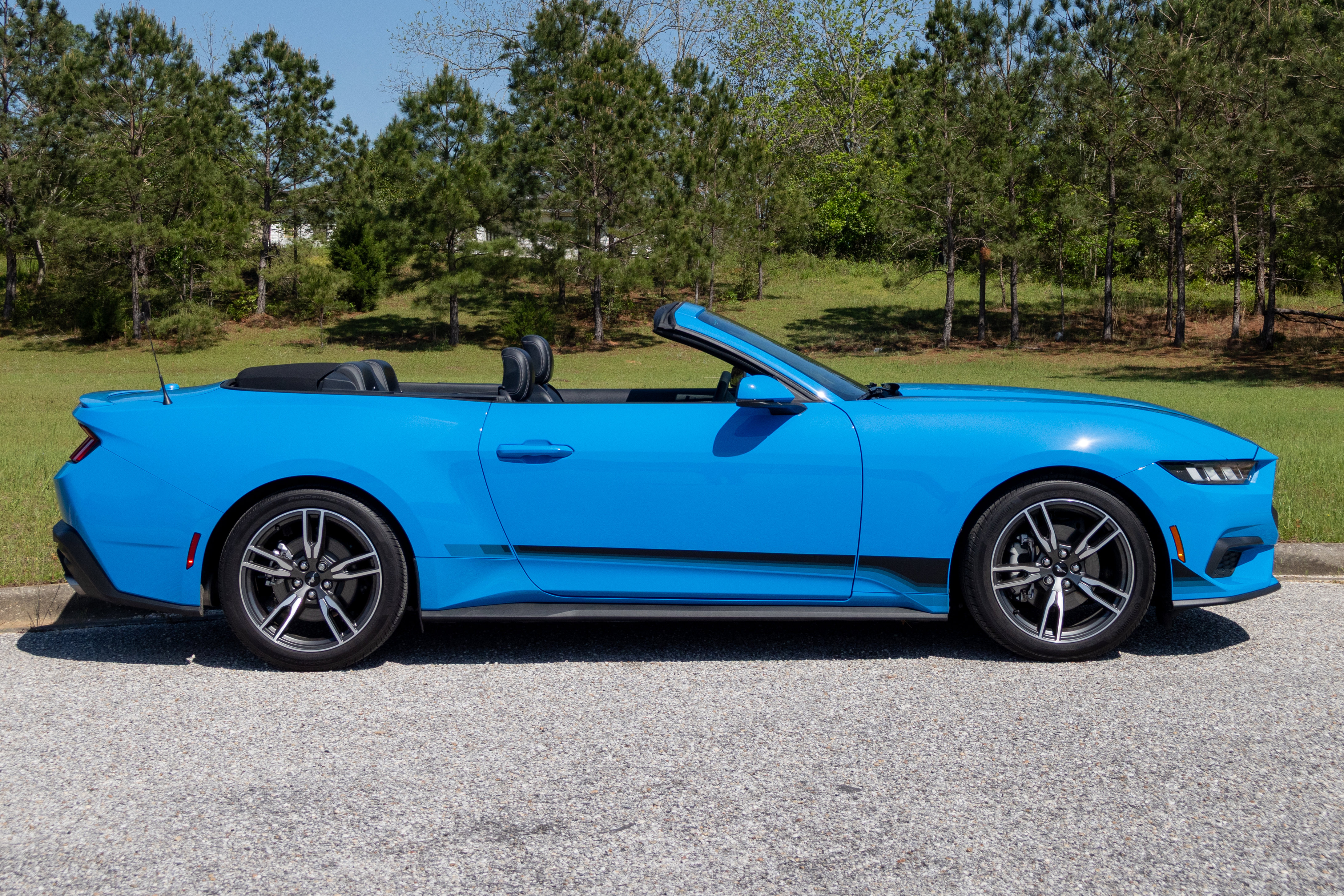 Used 2024 Ford Mustang Premium RWD image 13