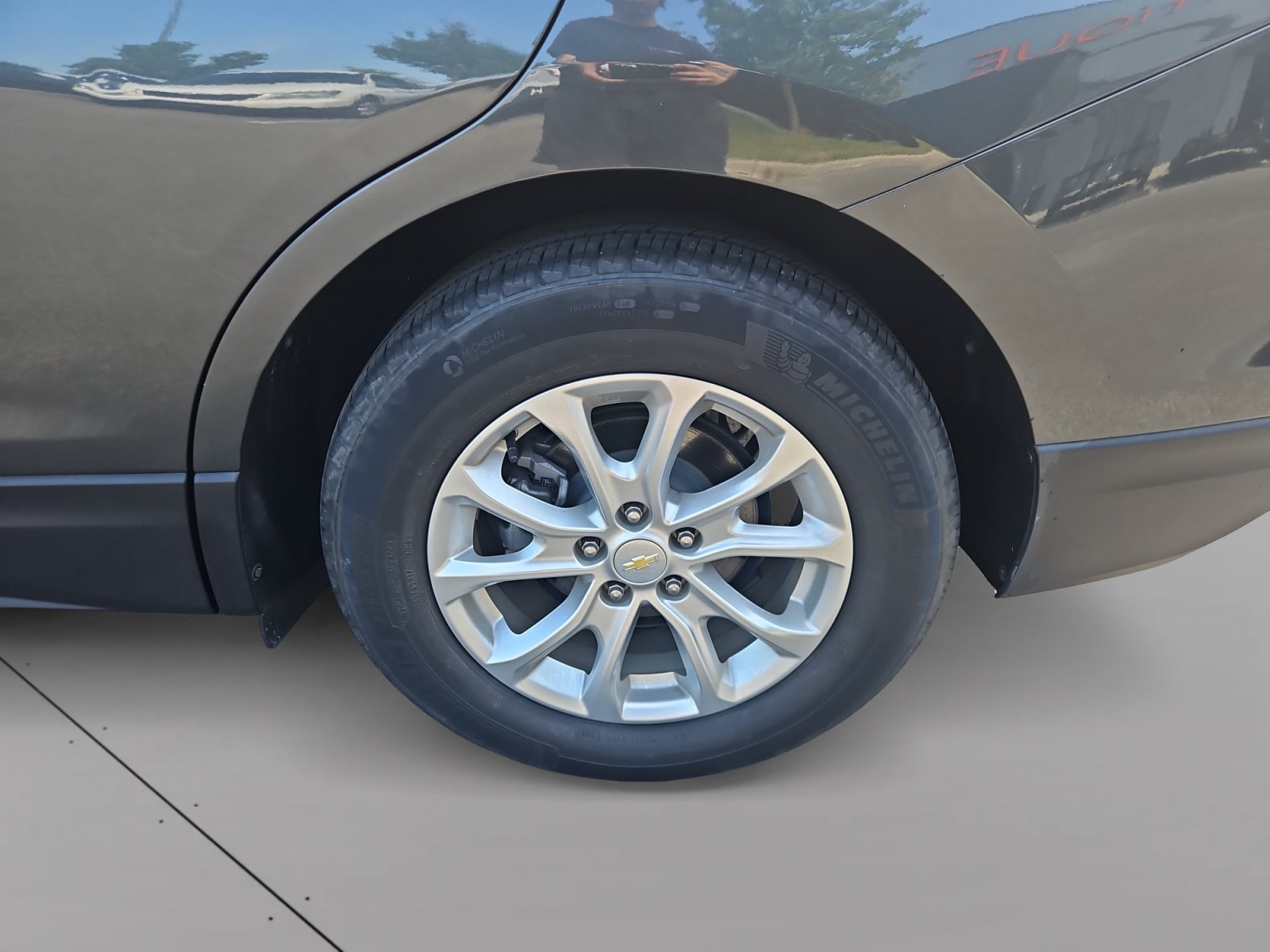 Used 2021 Chevrolet Equinox LS FWD image 15