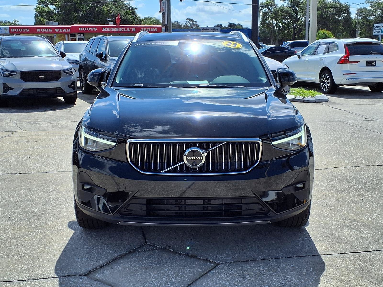 Certified 2023 Volvo XC40 B5 Ultimate w/ Protection Package Premier AWD/4WD image 2