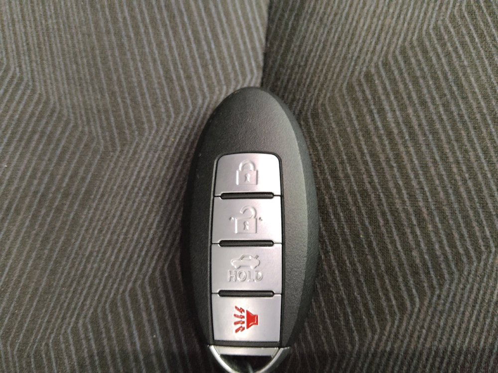 Used 2016 Nissan Rogue SV AWD/4WD image 32