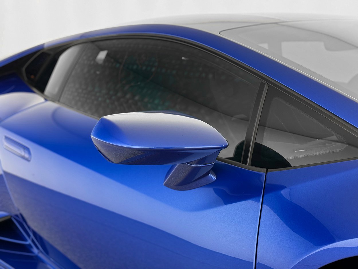 Used 2020 Lamborghini Huracan EVO image 38